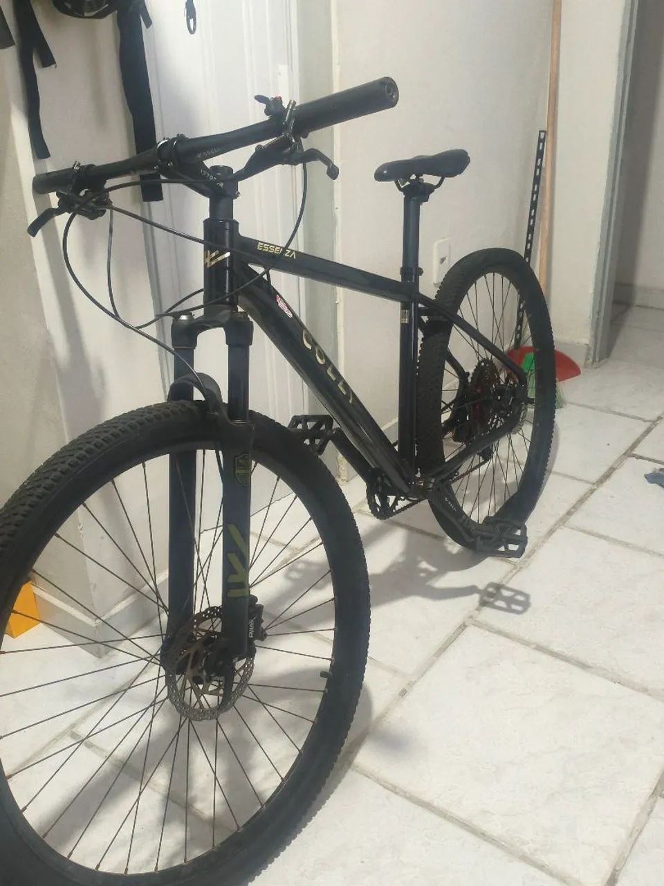 Bicicleta colli essenza 