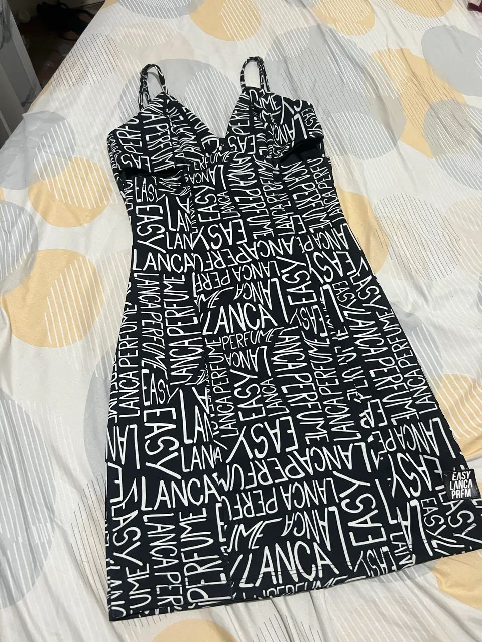 Vestido lança perfume  - Foto 2