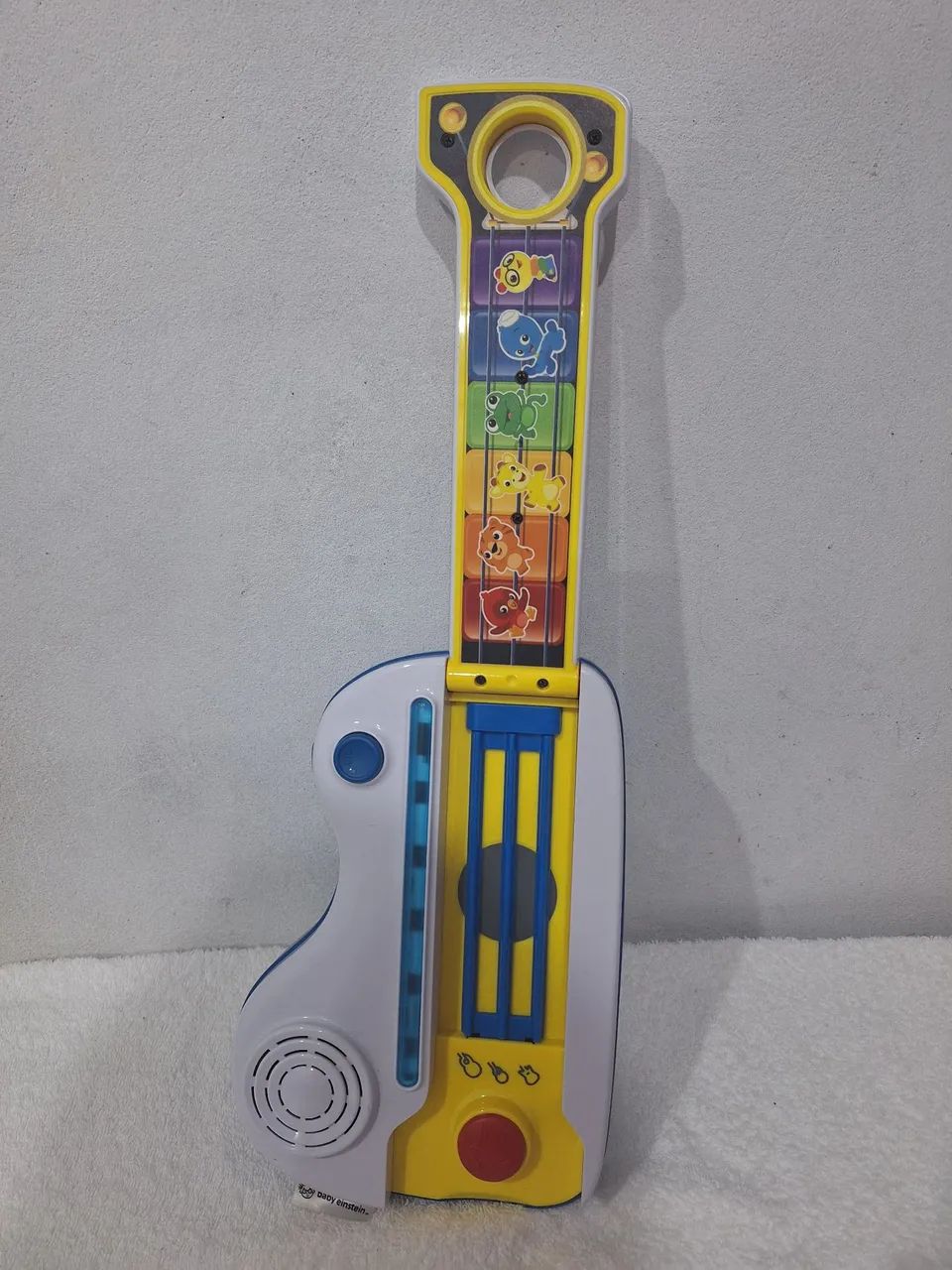 Brinquedo musical Baby Einstein importado 