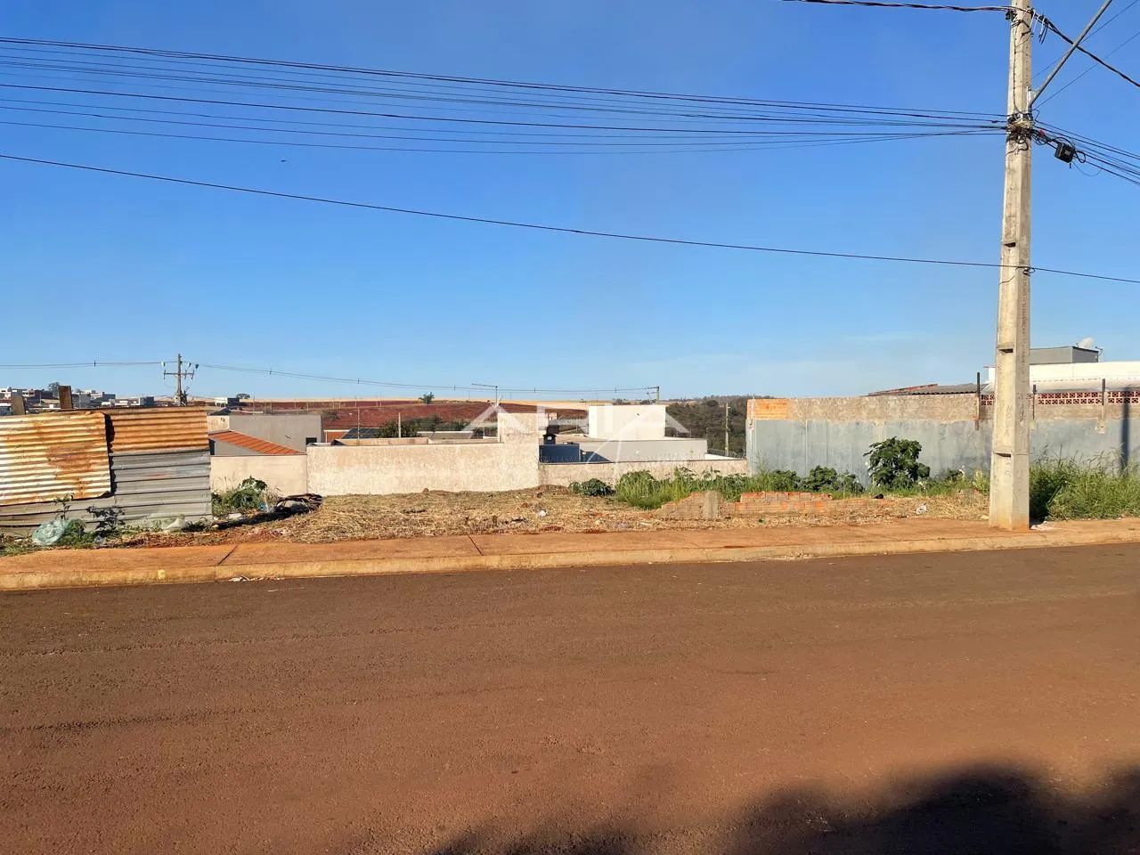 Terreno à VENDA no JD Ernani - Zona Leste. Londrina PR. - Foto 2