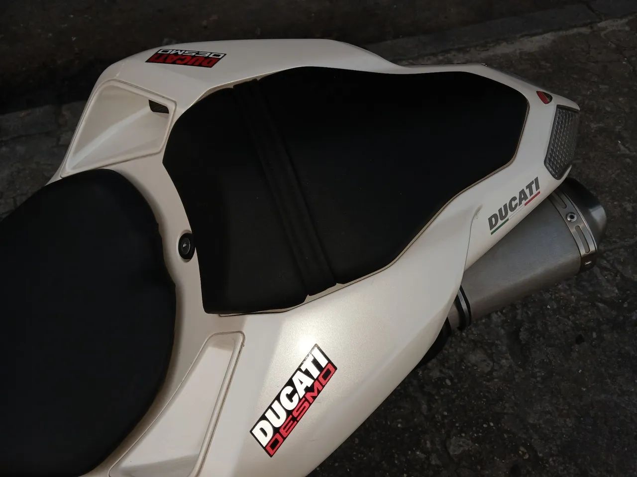 Ducati SBK 1198. - Foto 2