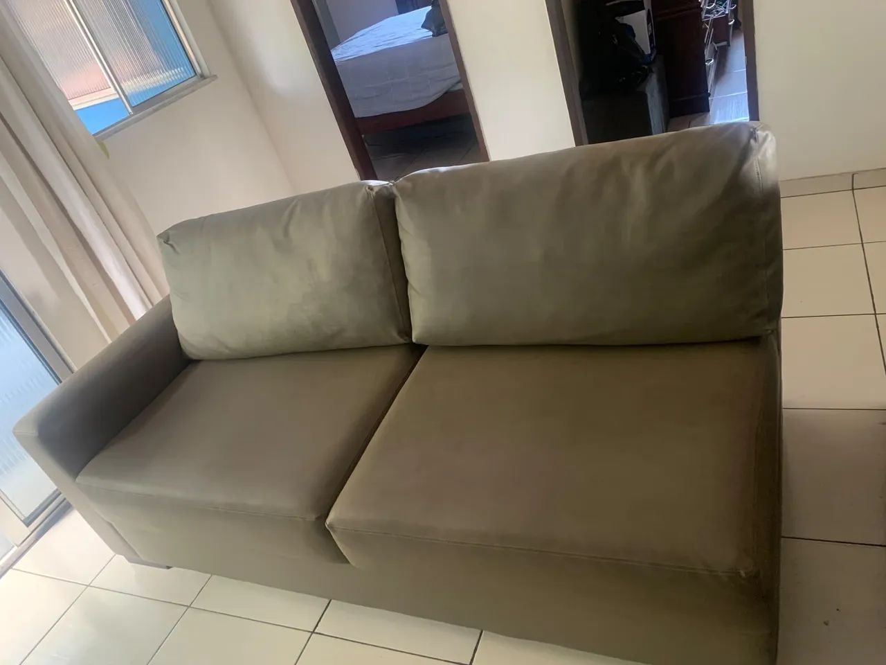 Sofá 3 lugares com Chaise- Confortável e Espaçoso  - Foto 3