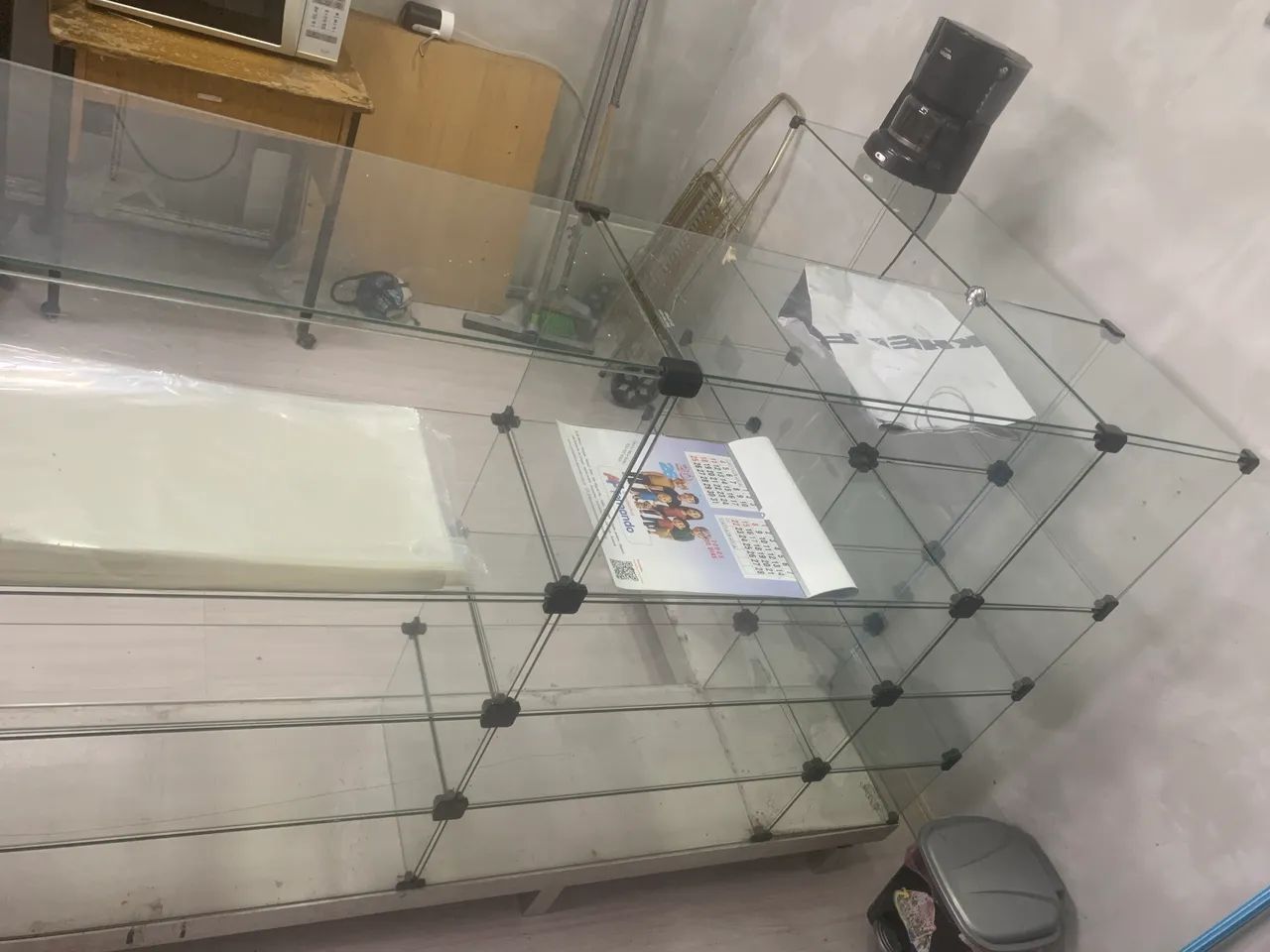 Balcão de vidro em L base de alumínio  - Foto 3