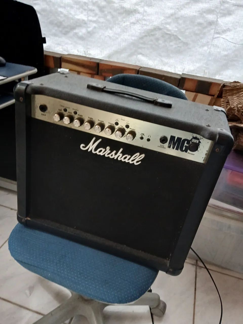Marshall Mg30fx