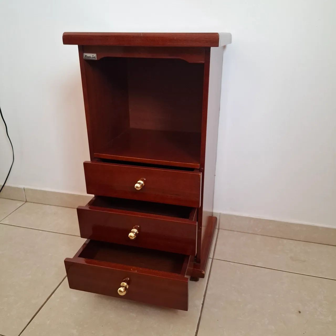 Mesinha de cabeceira - Foto 2