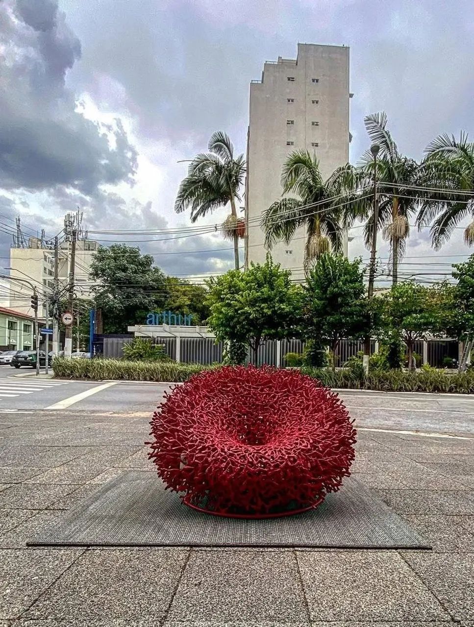 Poltrona vermelha Assinada Acaú de Sérgio Matos designer brasileiro e renomado. - Foto 4