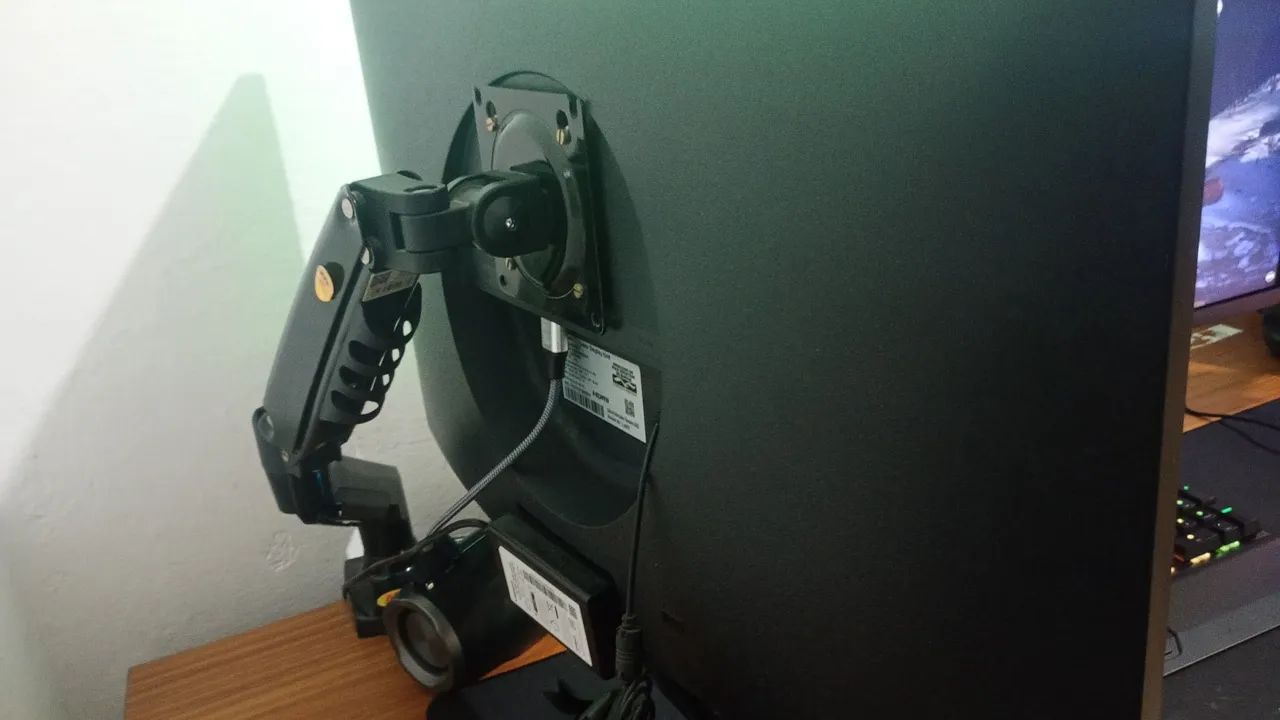 Monitor Samsung 27" 4K - Foto 5