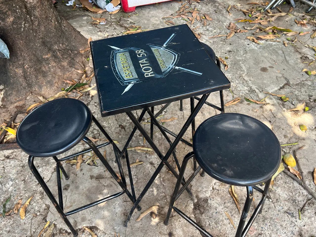 Mesas de ferro com banquetas  - Foto 2