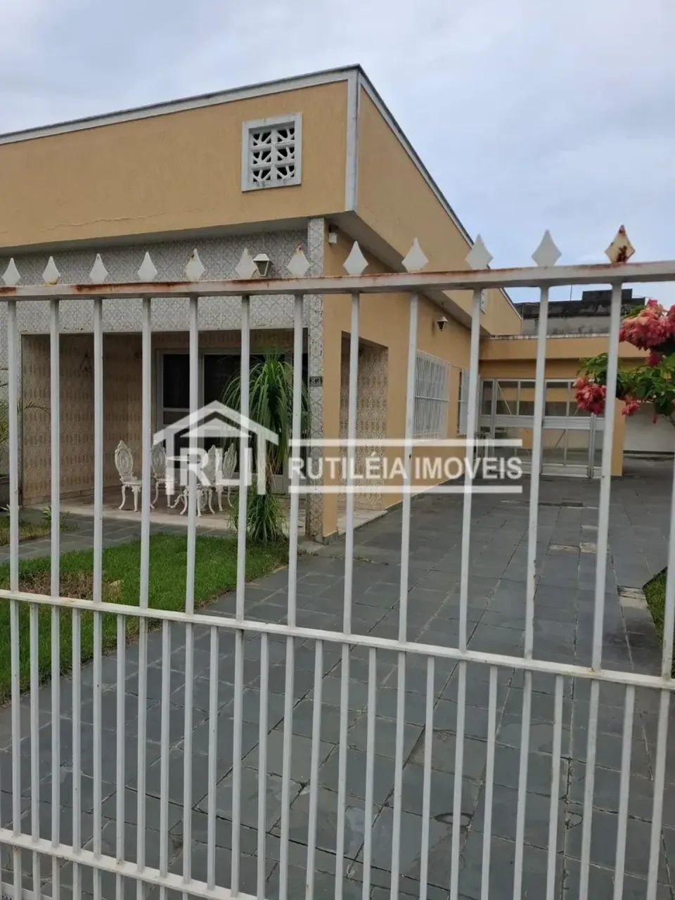Rutileia Imóveis aluga amplo imóvel com 3 quartos no bairro Venda das Pedras, Itaboraí/RJ. - Foto 3