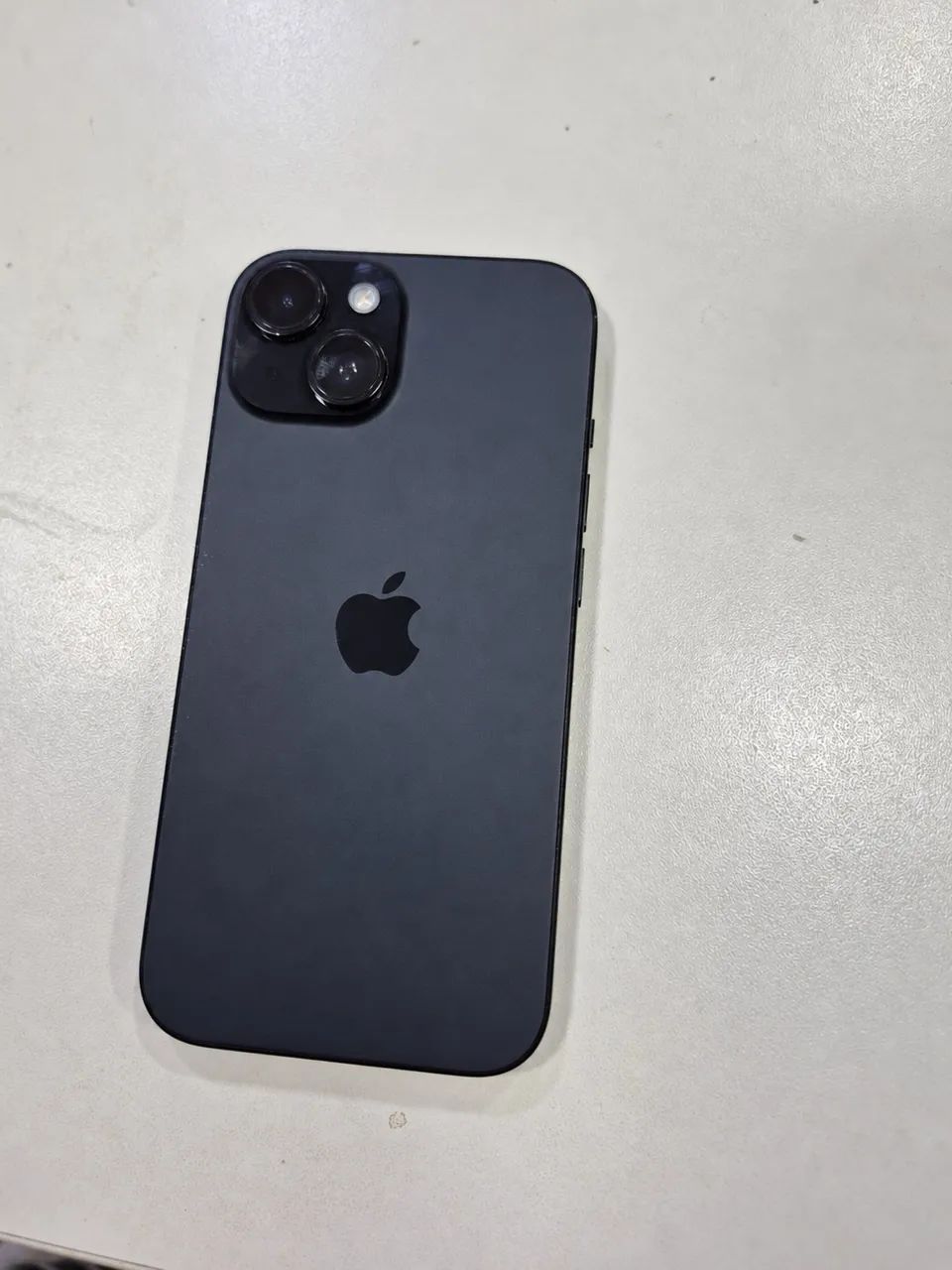 iPhone 15 128GB Preto