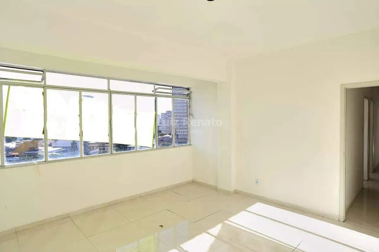 Apartamento à venda no Centro