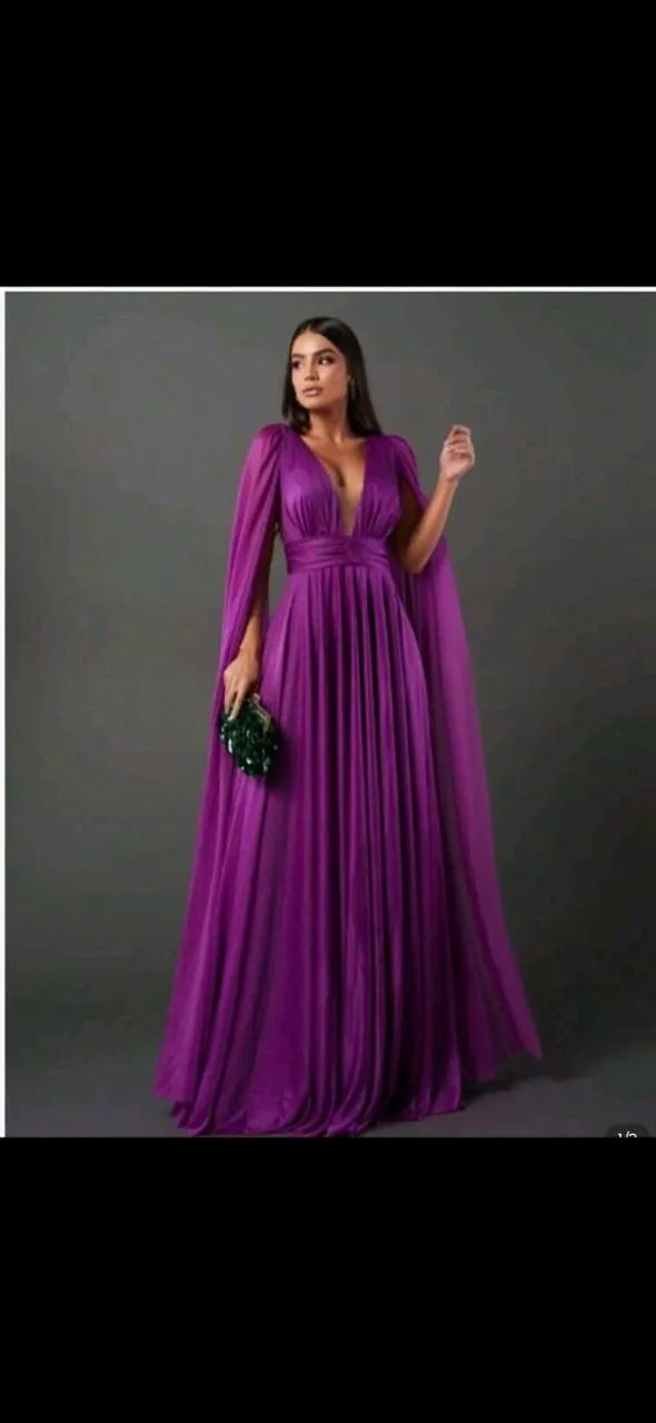 Vestido de madrinha de casamento roxo. 