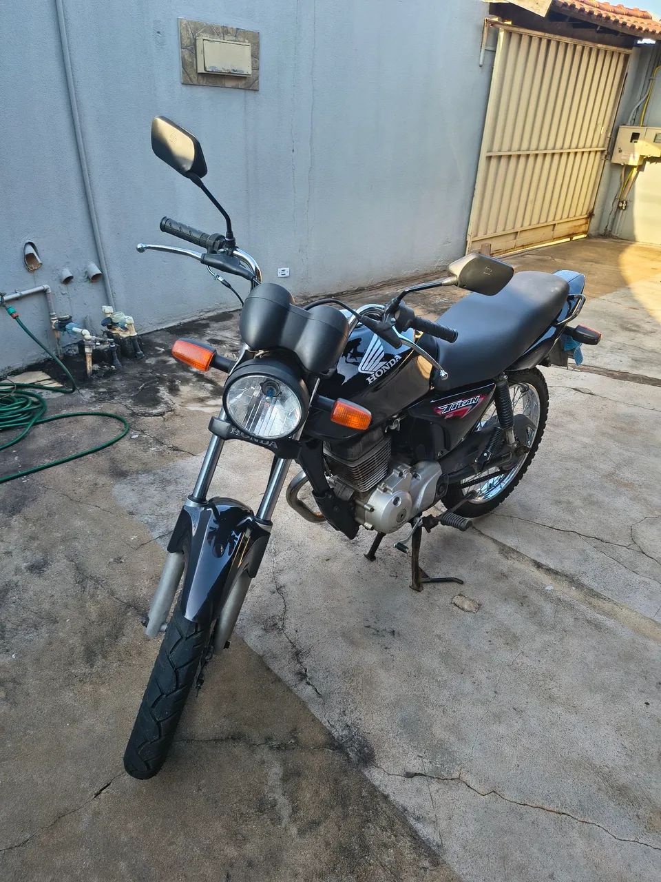 Titan 150 Ks