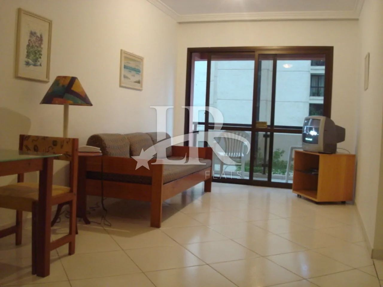 LR Flats Apartamento e Studio - Flat de um dormitorio com serviços para alugar no Itaim Bi