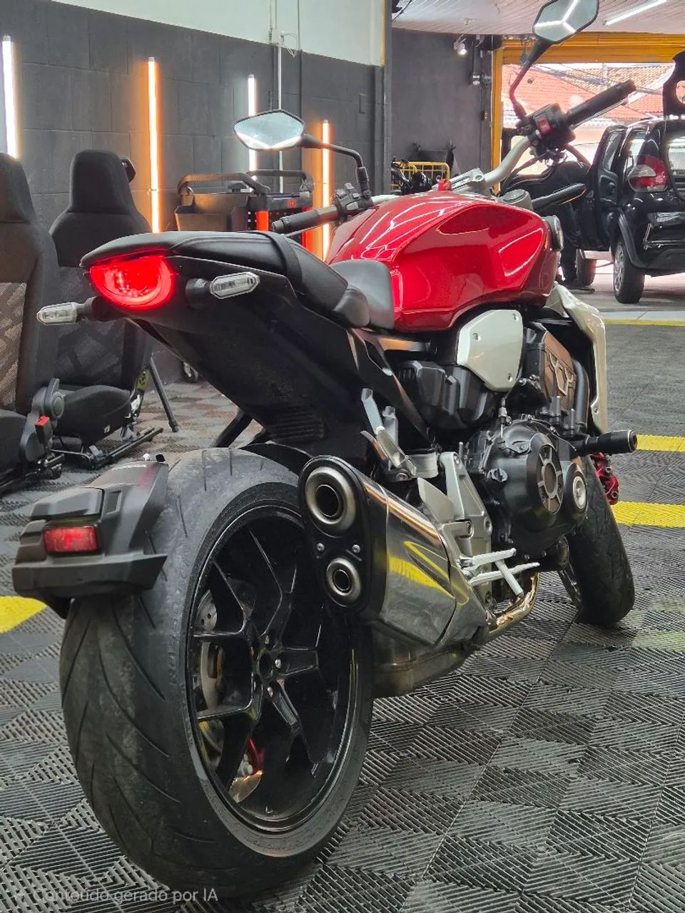 Honda CB1000R  - Foto 4