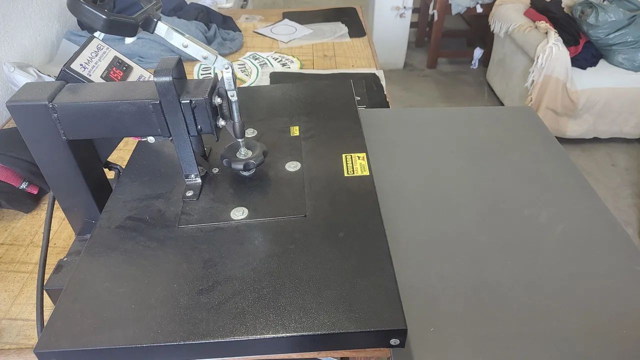 Prensa térmica Maqmei 60x40 - Foto 4