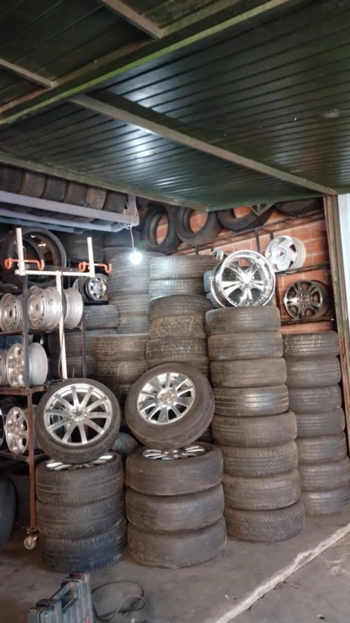 LOTE DE 700 PNEUS USADOS