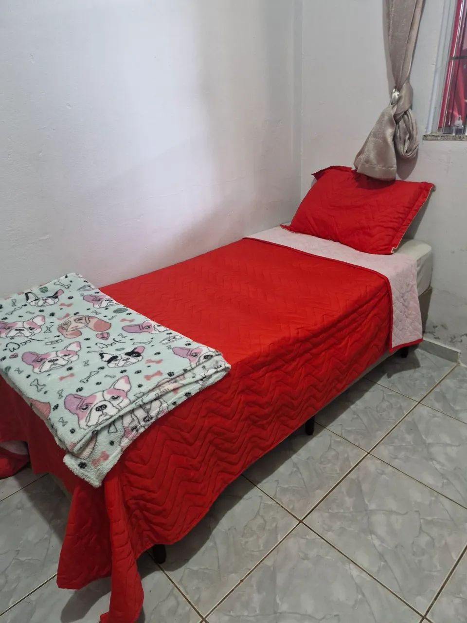 Cama de solteiro 
