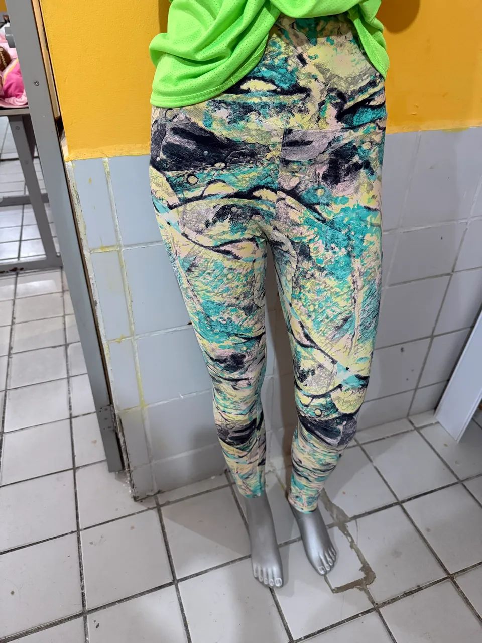 Troco roupas de ginástica por roupinhas ou itens de bebê  - Foto 4