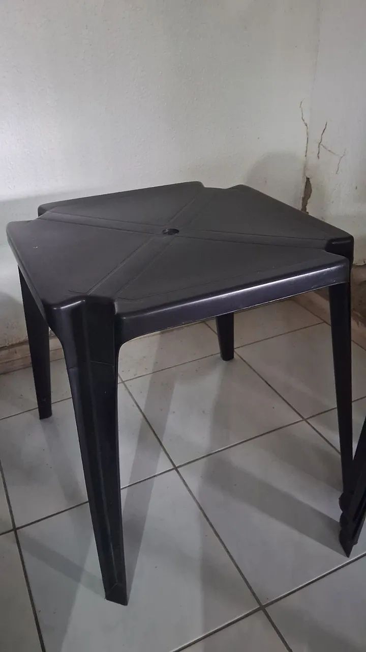 Mesa com cadeiras - Foto 2