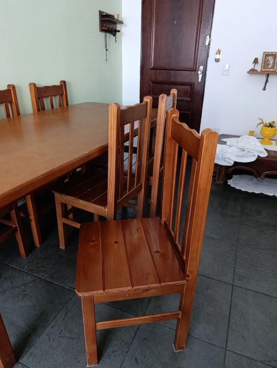 Mesa de jantar 8 cadeiras madeira maciça