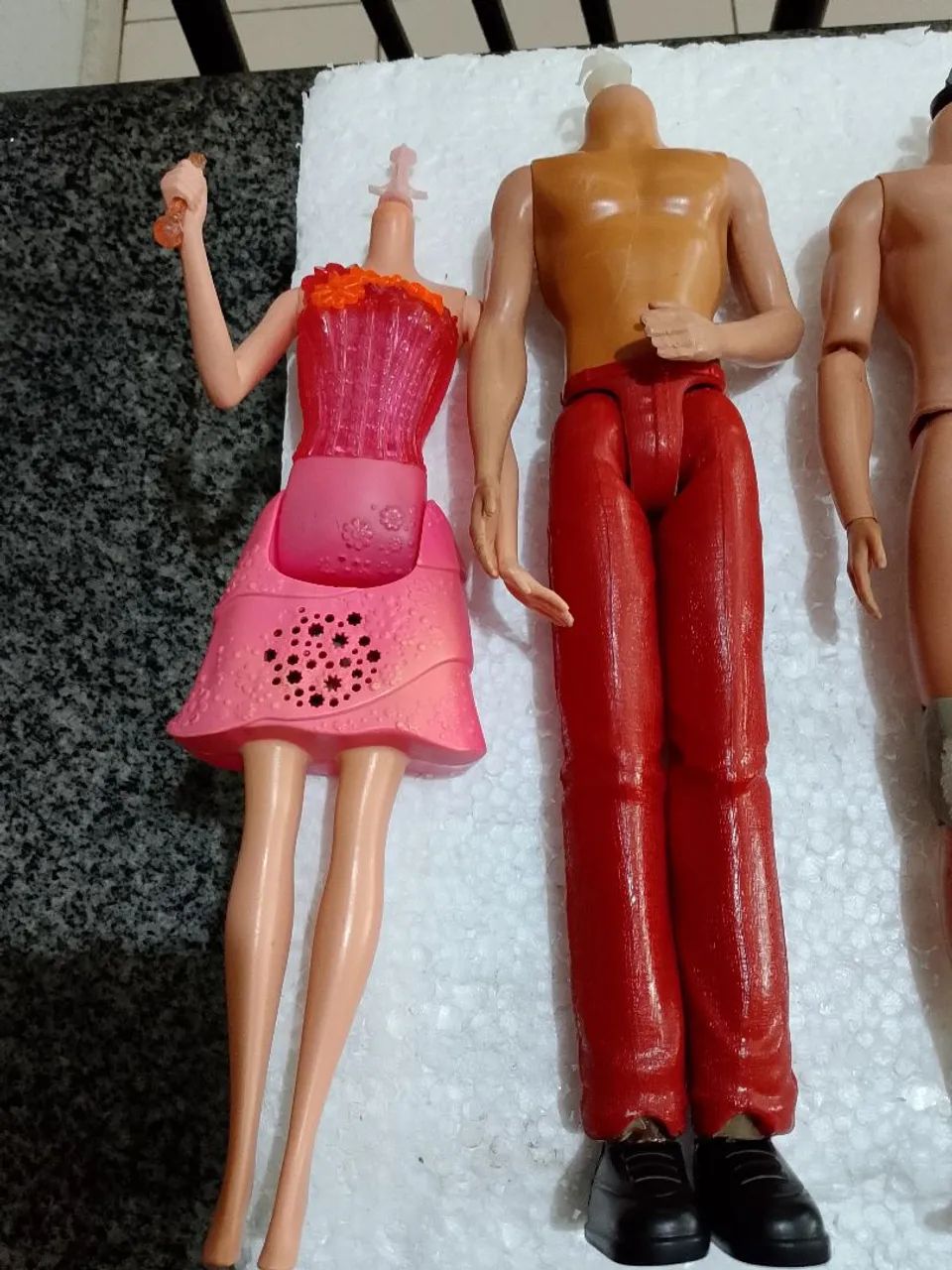 Lote de sucatas de corpos de bonecas Mattel  - Foto 4