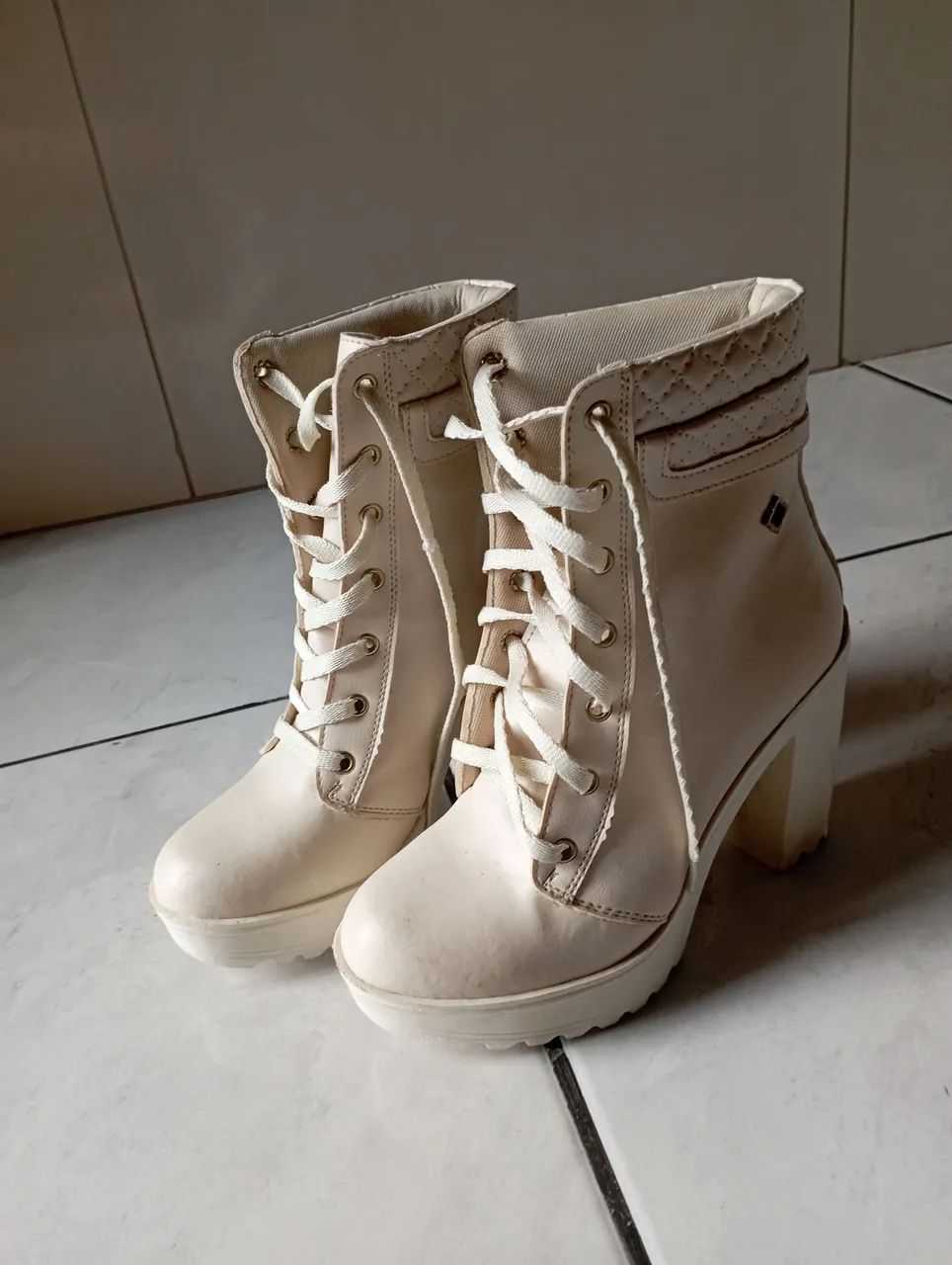 vende-se bota - Foto 2