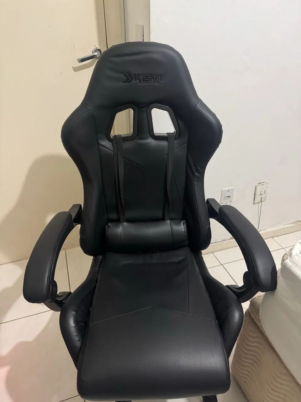 Vendo Cadeira Gamer - Foto 4