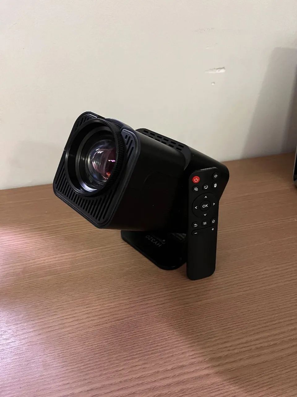 Projetor HY320