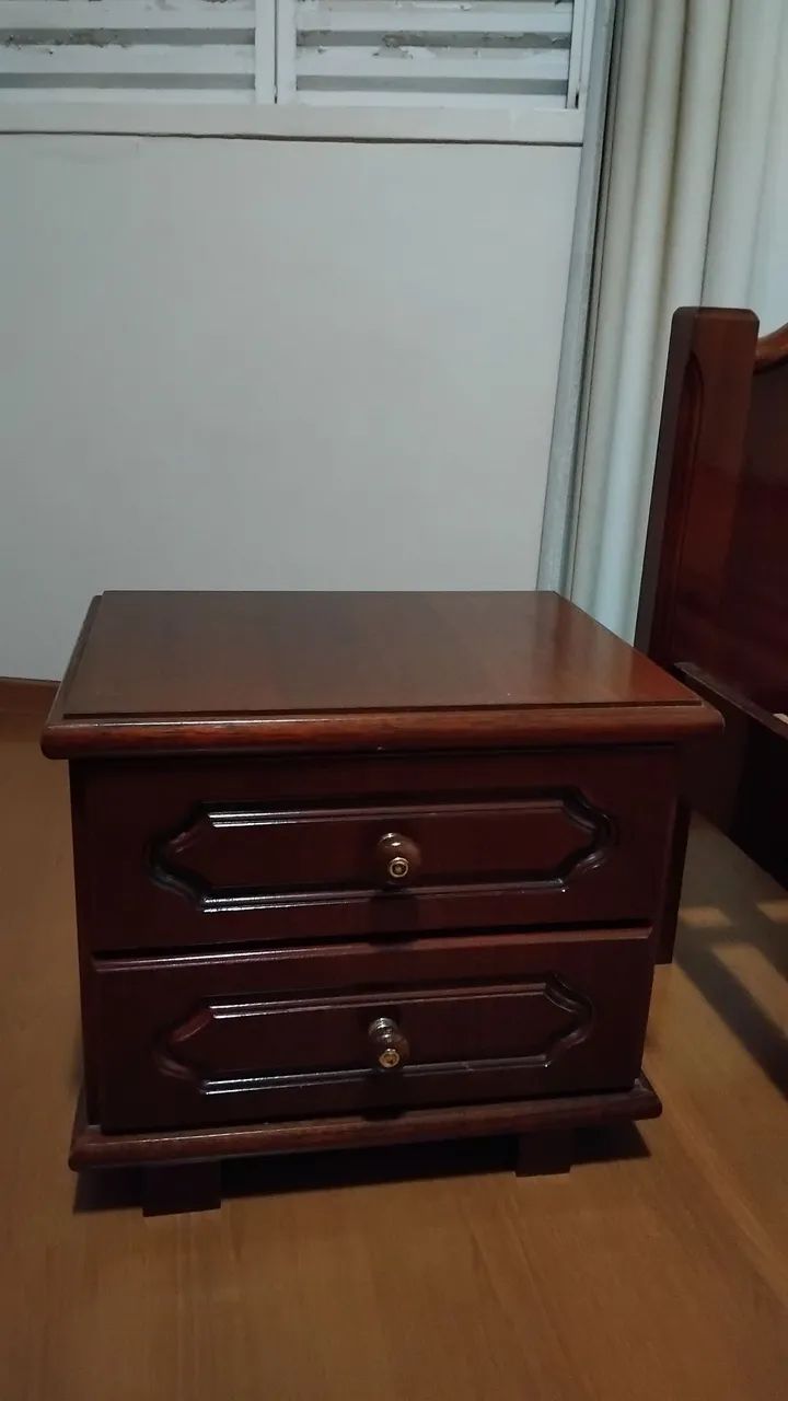 Conjunto mogno cama + mesa + cômoda - Foto 3