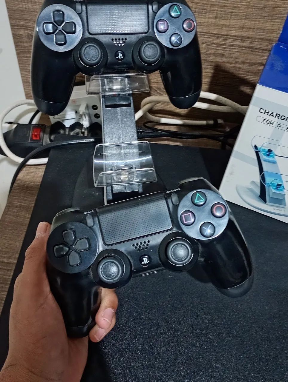 PlayStation 4 pro 1T - Foto 2