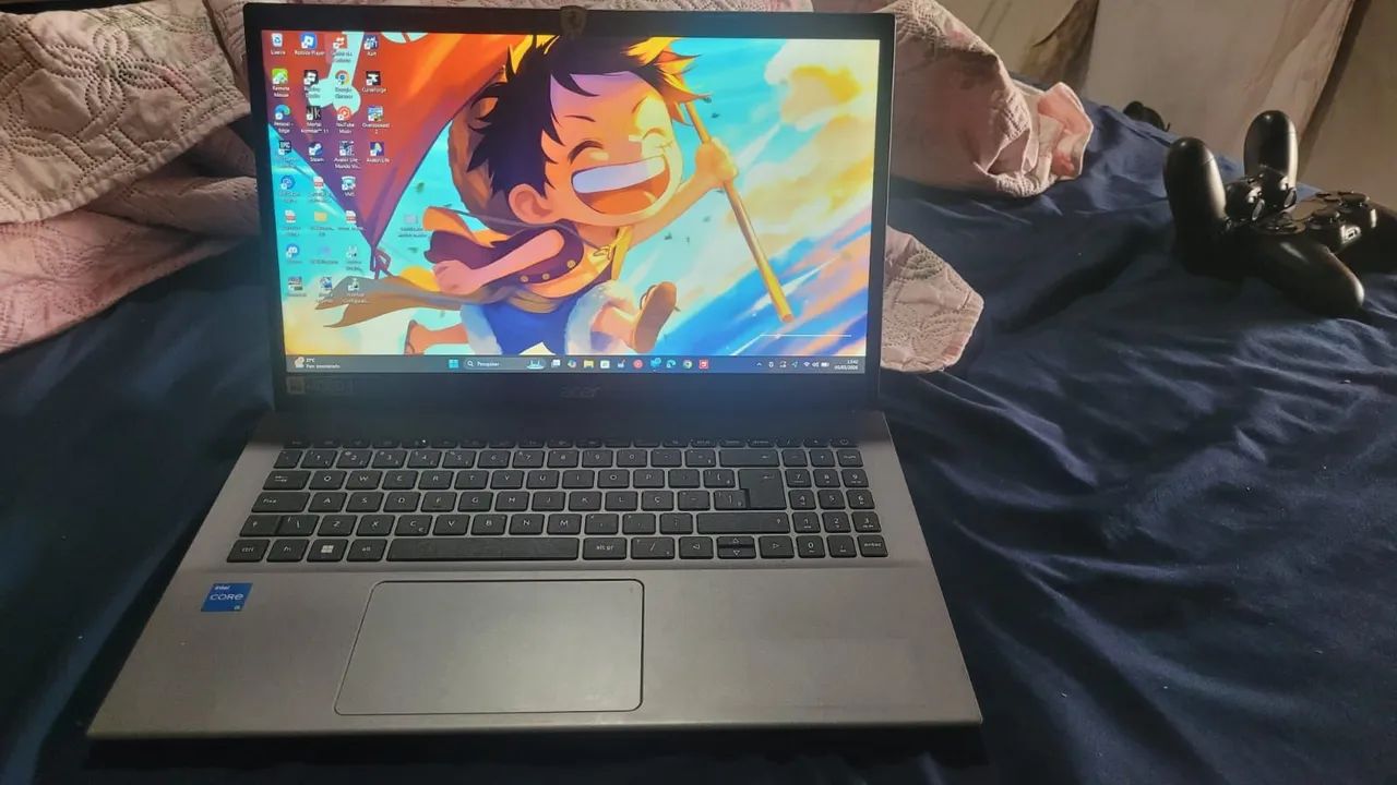 Notebook Acer semi novo