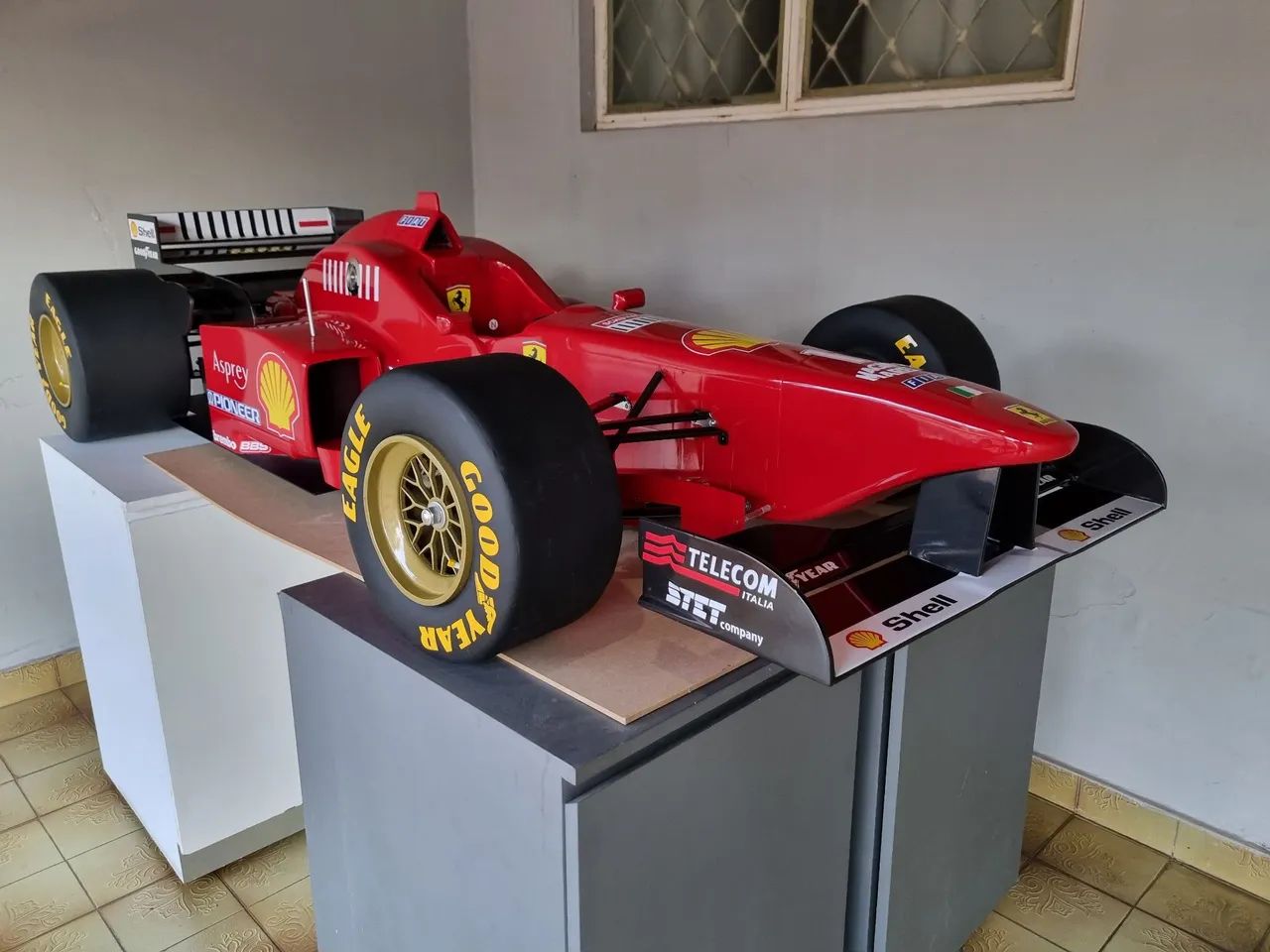 FERRARI  F310  