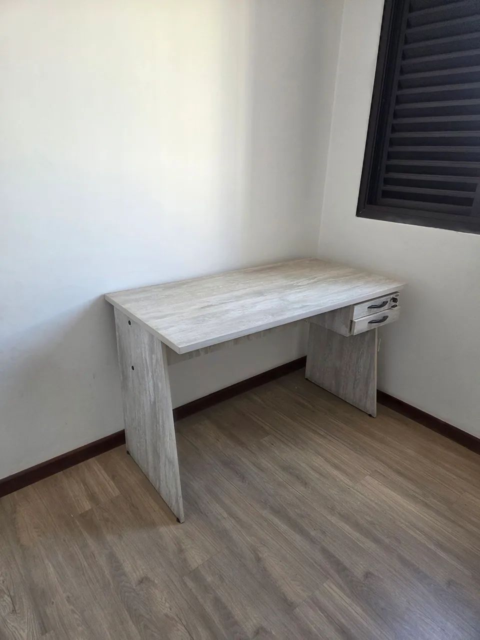 Mesa escritório seminova
