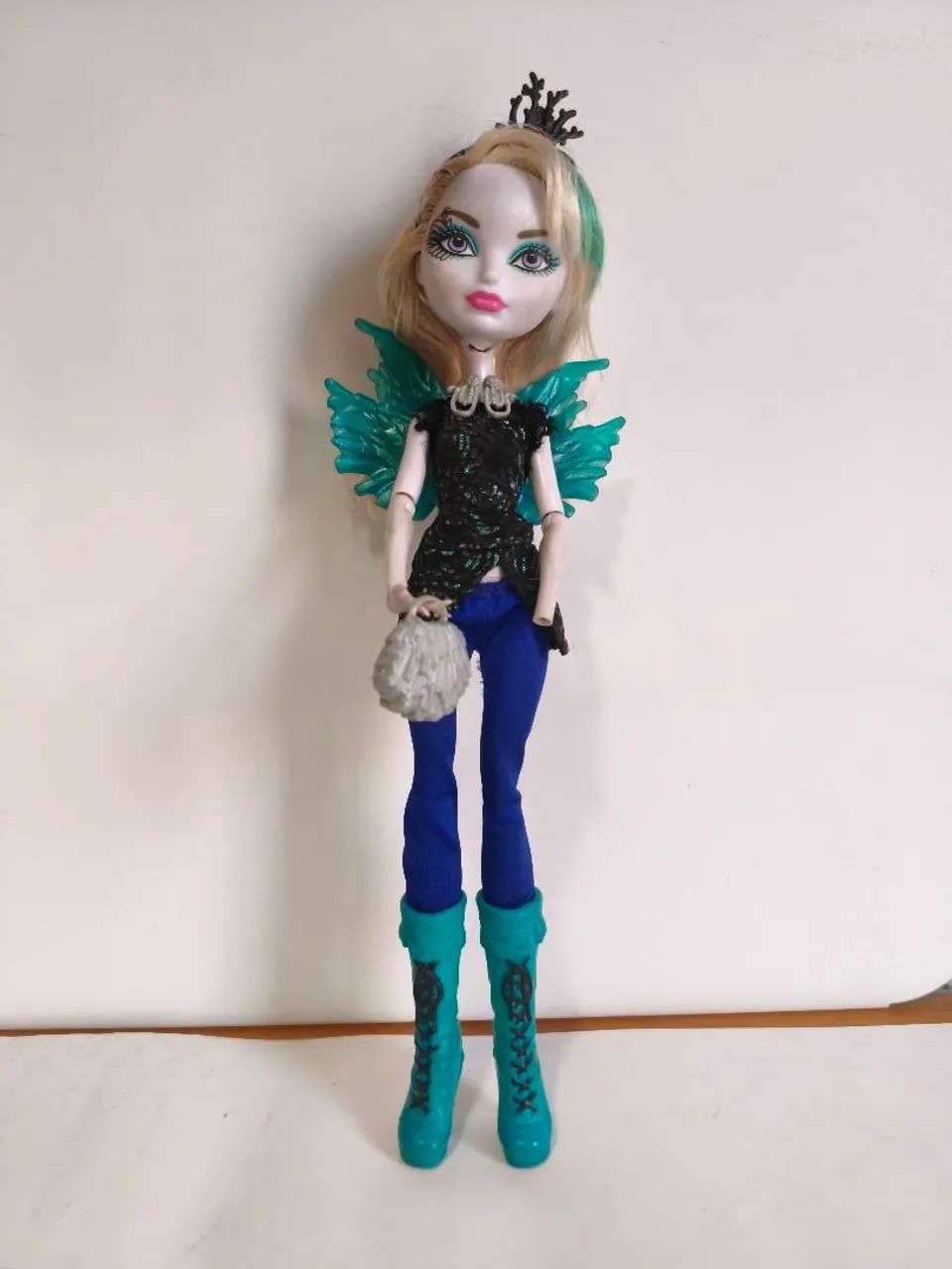 (RESERVADO) Boneca Ever After High Faybelle Torn