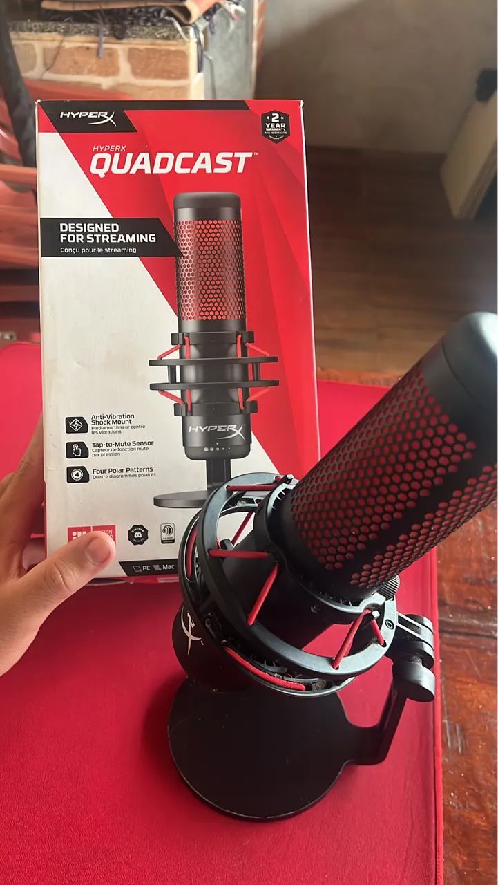 Microfone Hyperx quadcast ótimo estado ( preço negociável ) 