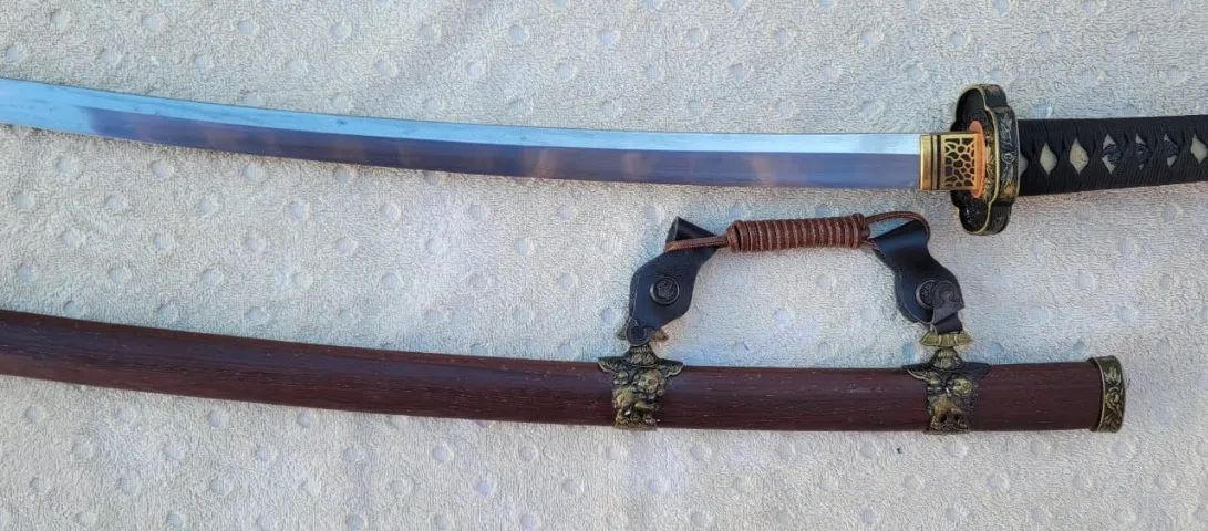 Espada com fio, com corte Chinesa importada dos USA.  - Foto 4