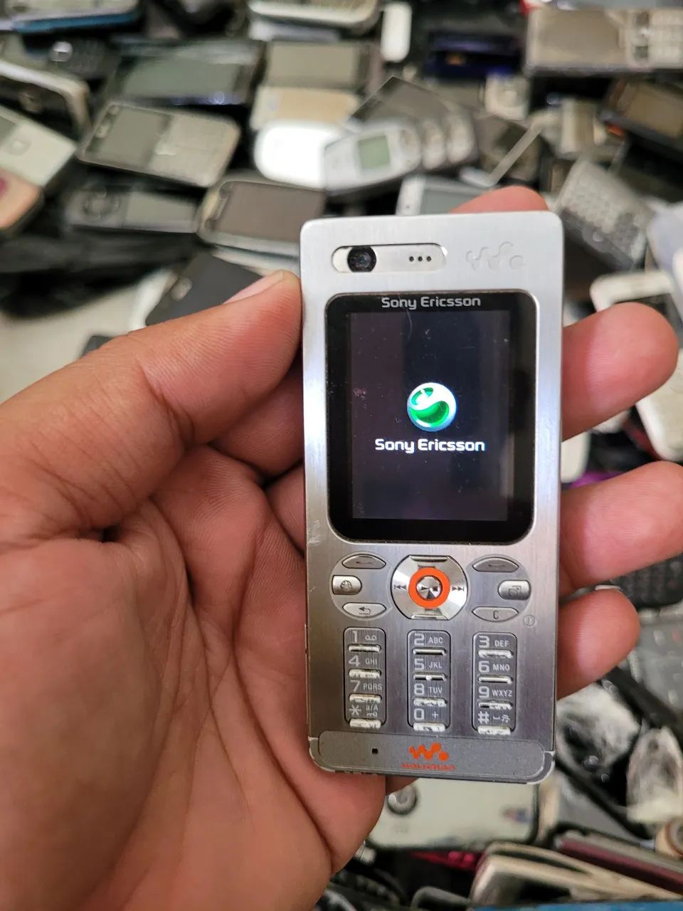 Sony Ericsson W880i Colecionador Celular Antigo 