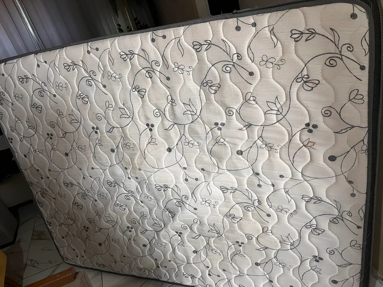 Colchão casal com base Ortobom 