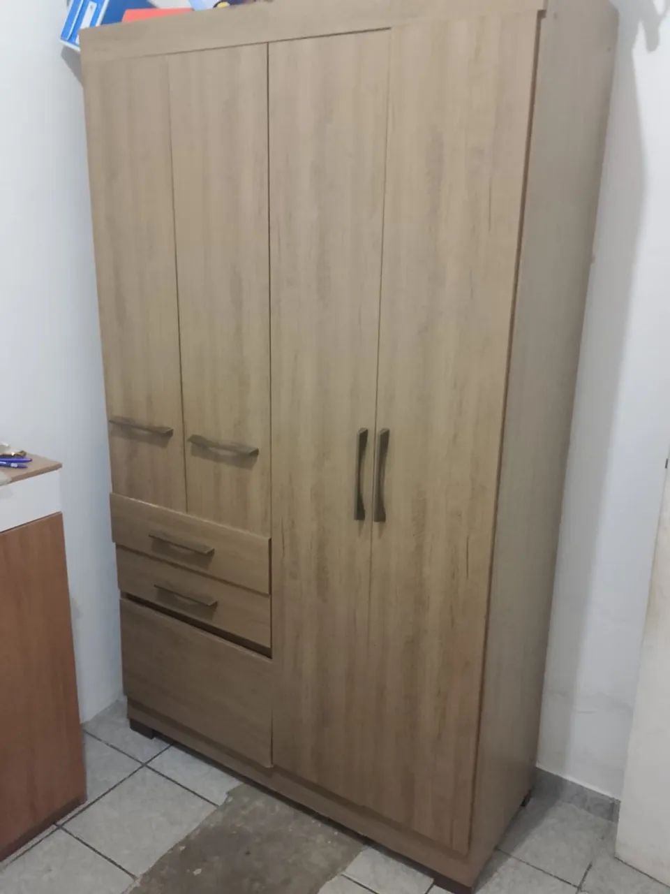 Guarda Roupa de solteiro