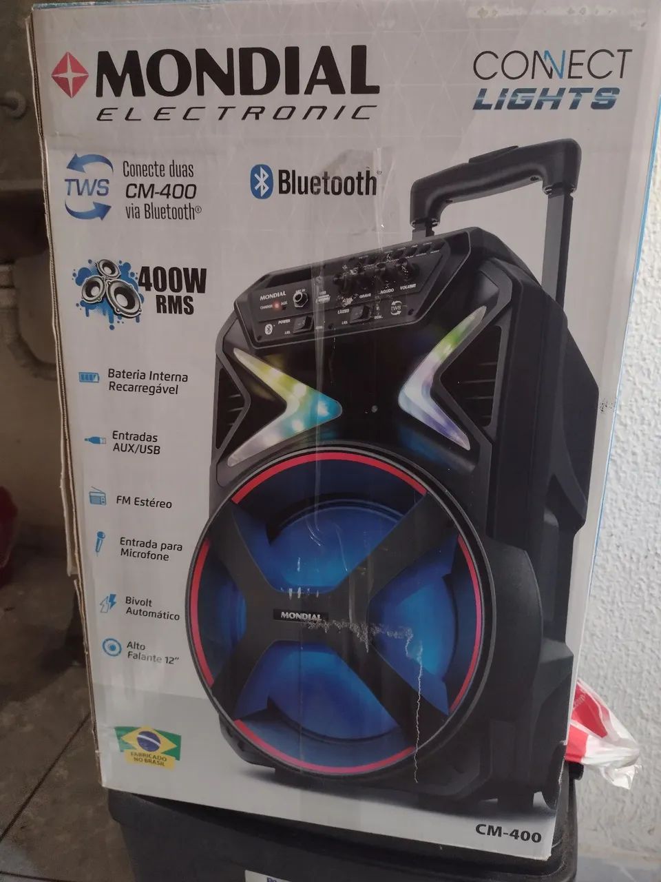 Caixa de som mundial 