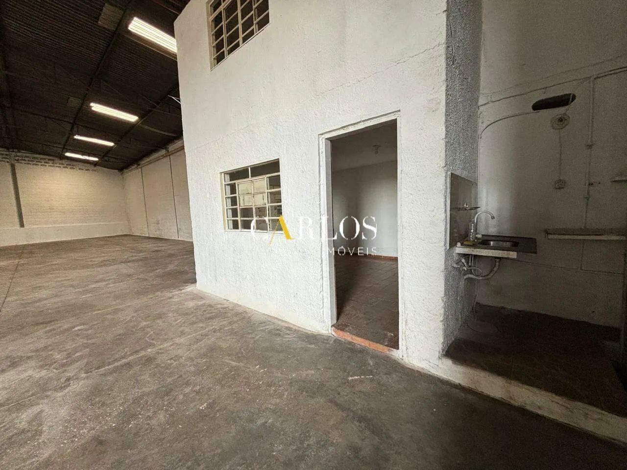 Galpão com 360m², pé-direito de 6m e excelente localização próximo ao CEASA Minas e BR-040 - Foto 4