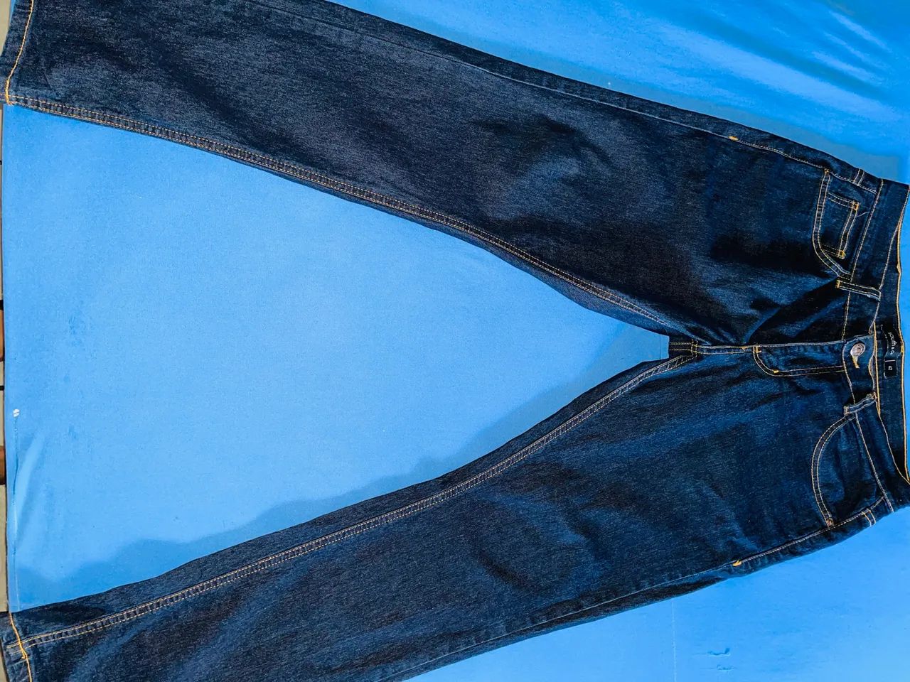 calça jeans escura - Foto 5