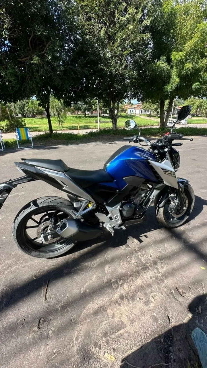 Cb300f 2026 - Foto 3