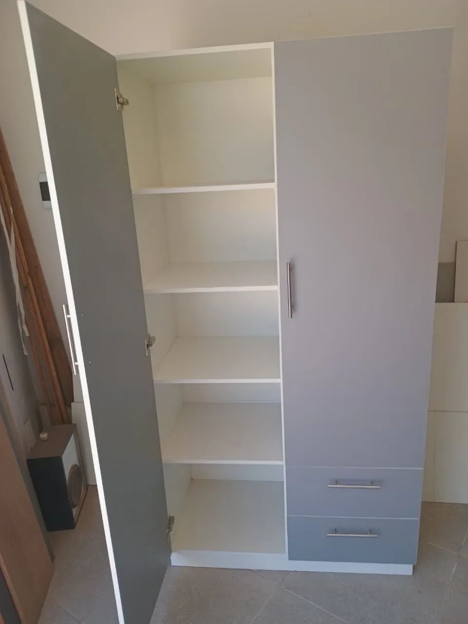 Vende u guarda roupa solteiro 