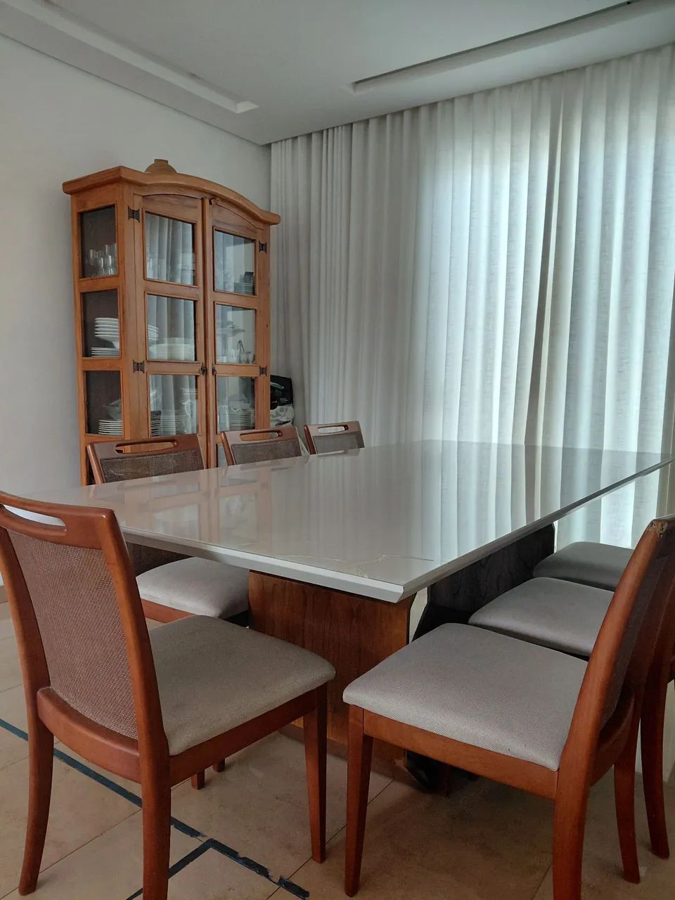 Mesa de jantar 8 lugares  - Foto 3