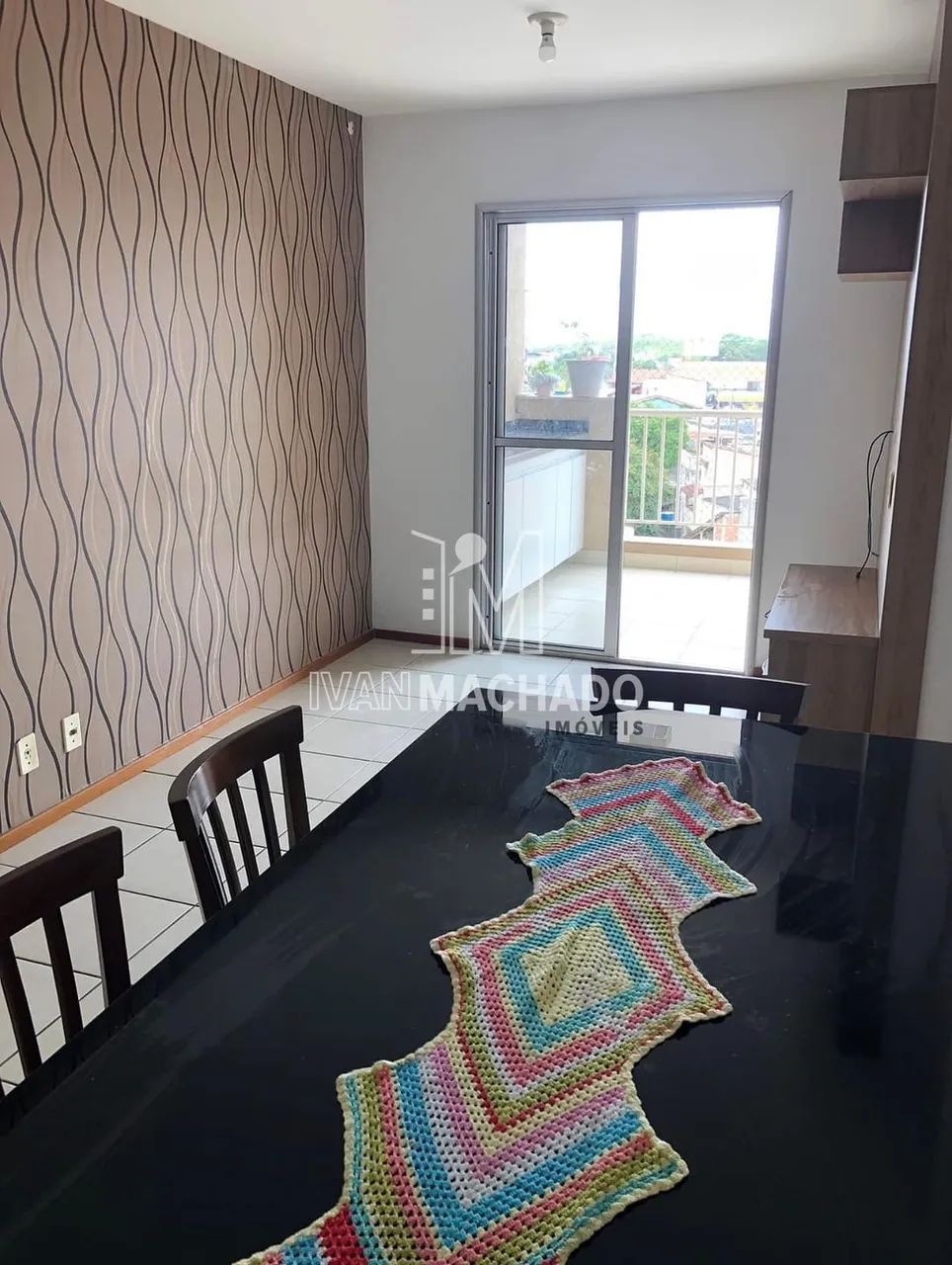 Apartamento à Venda 03 quartos no Ed Burits, Colina de Laranjeiras, Serra, ES