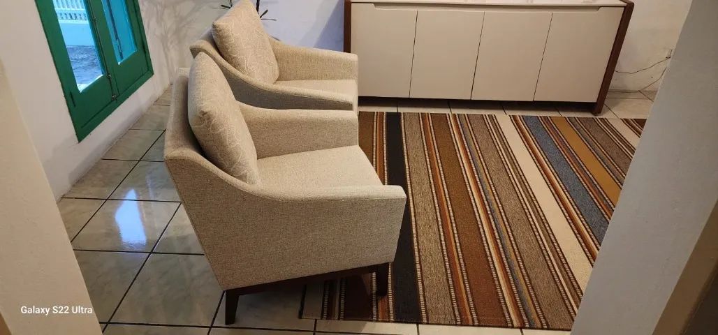 Par de Poltronas Decorativas Modernas - Excelente Estado - Foto 5