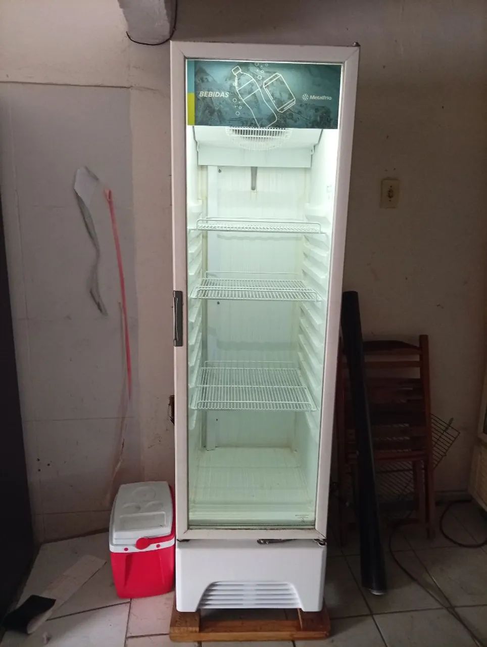 Expositor metalfrio 300 litros 