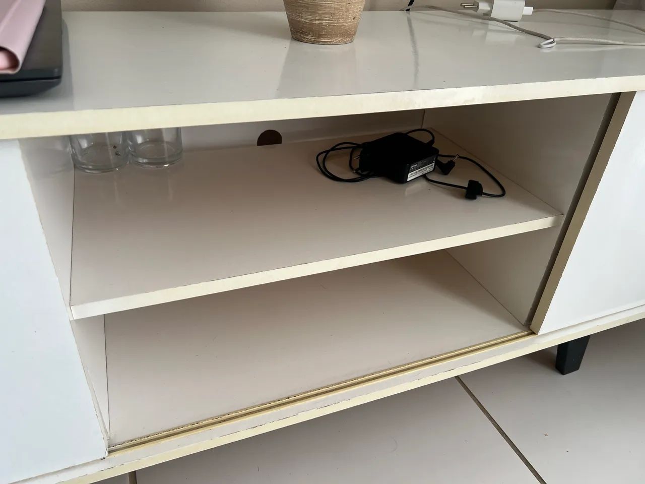 Rack para sala com duas portas de correr - Foto 3